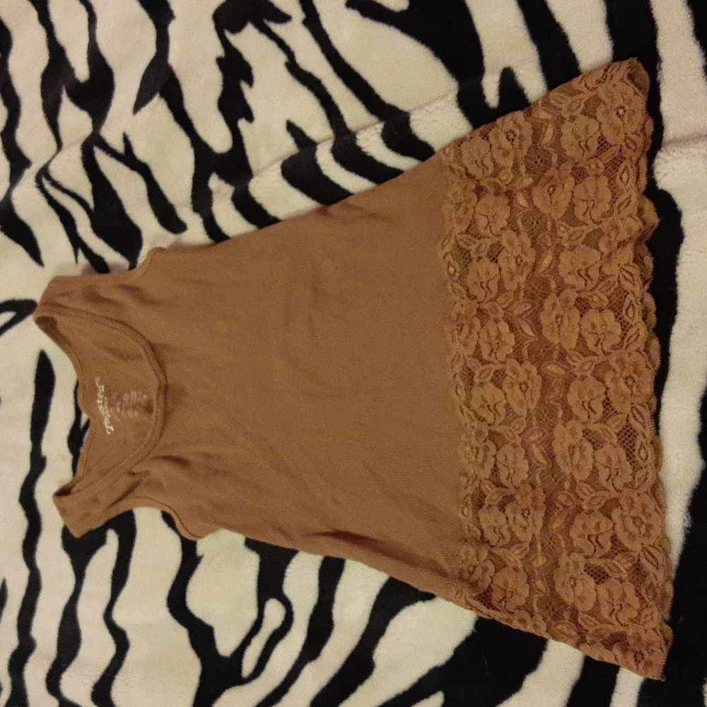 5/$20 Size Medium Women's Top